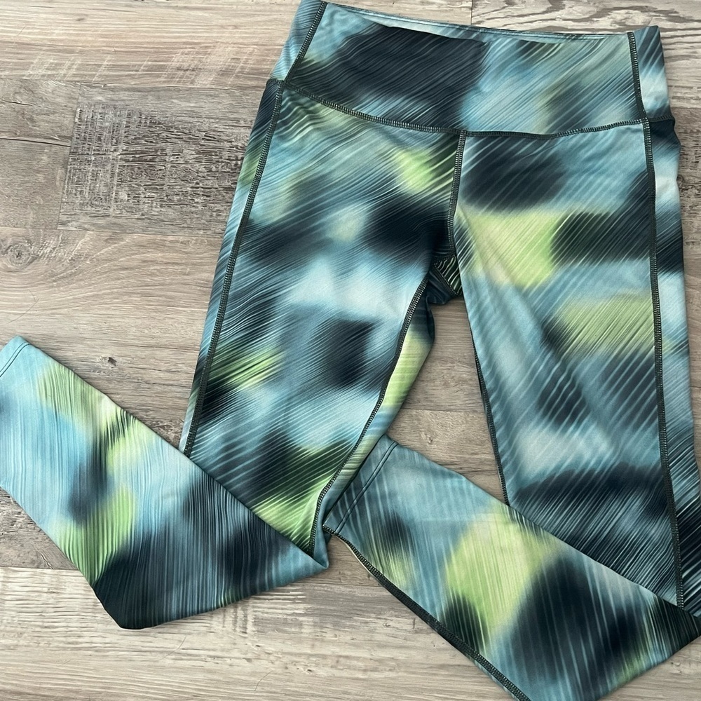 2/$40 EUC Athleta High Rise Alpine Chaturanga Tight Leggings Size Petite Small